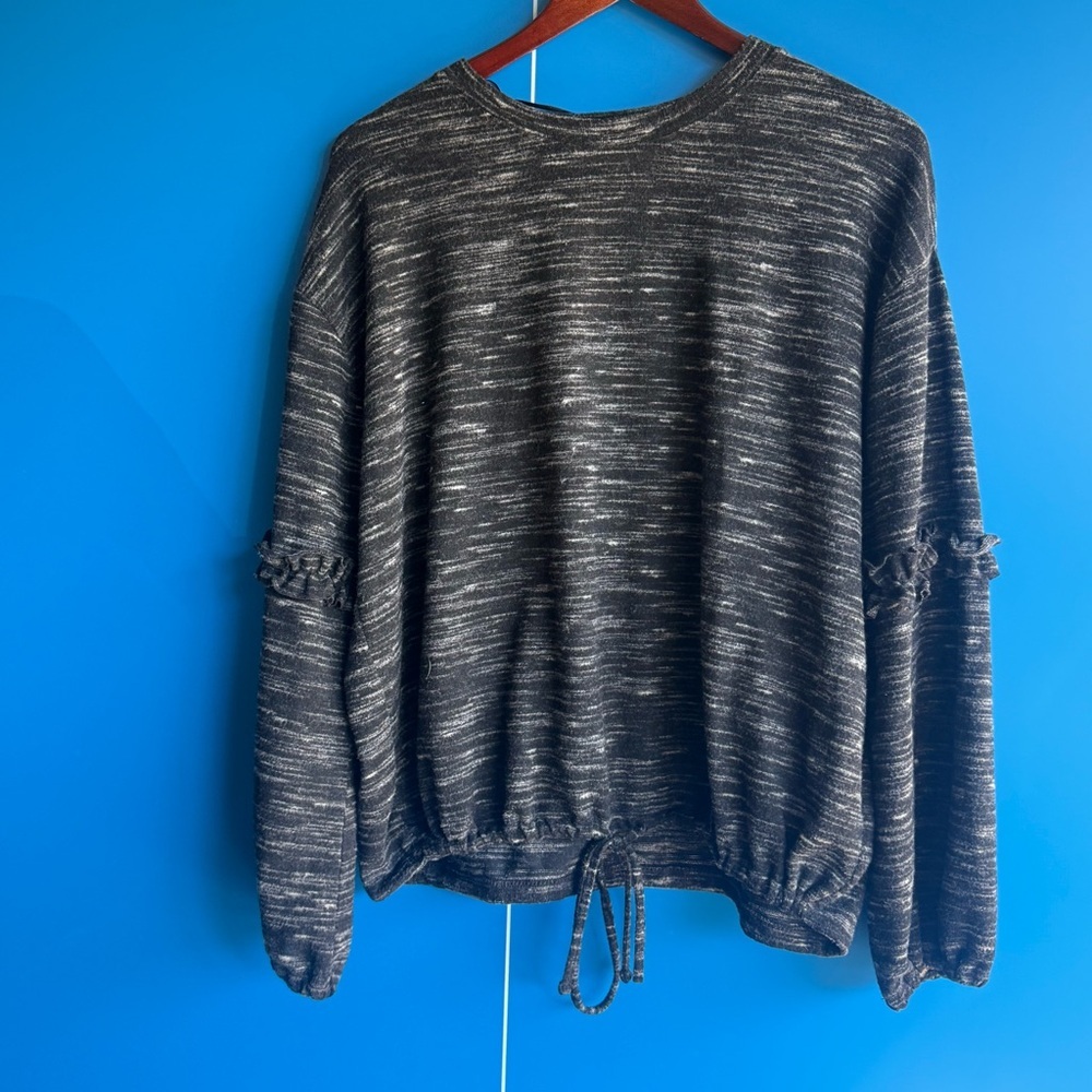 Vince Camuto Ruffle Sleeve Drawstring Hem Top (Size M)